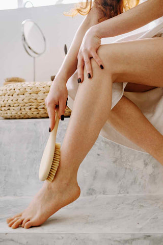 Dry Brushing For Skin: Ho To Do It The Right Way